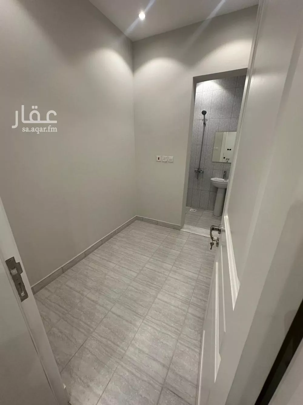 5 bedroom apartment in Al Salamah 7