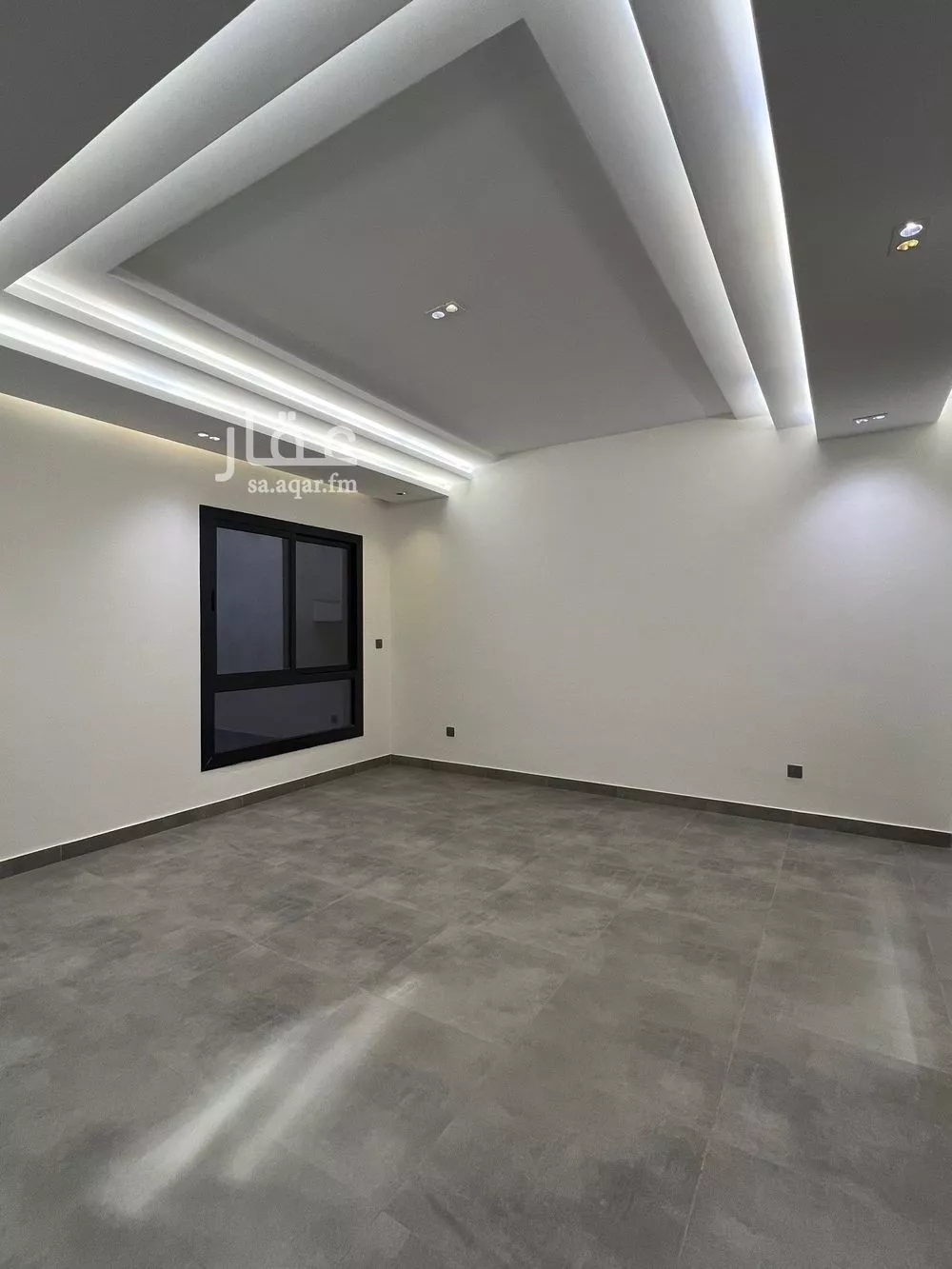 3 bedroom apartment in Al Sawari 6