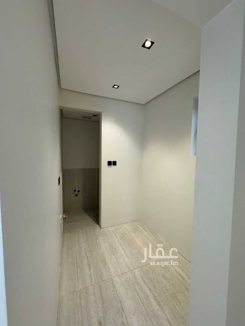 4 bedroom apartment in An Nasiriyah, Eastern Province 17