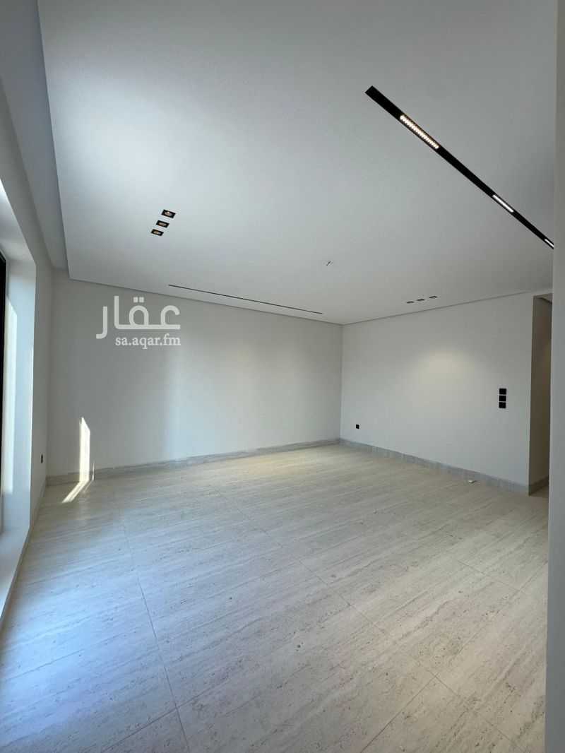 4 bedroom apartment in An Nasiriyah, Eastern Province 2