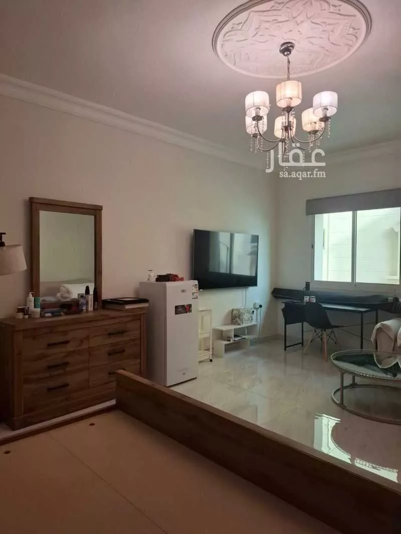 2 bedroom apartment in As Saif 7