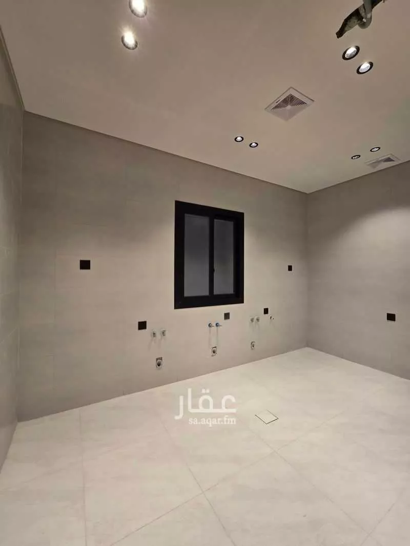 3 bedroom apartment in Al Rawdah 2
