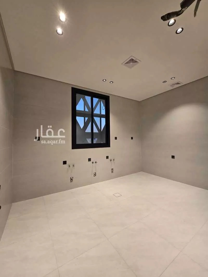 3 bedroom apartment in Al Rawdah 15