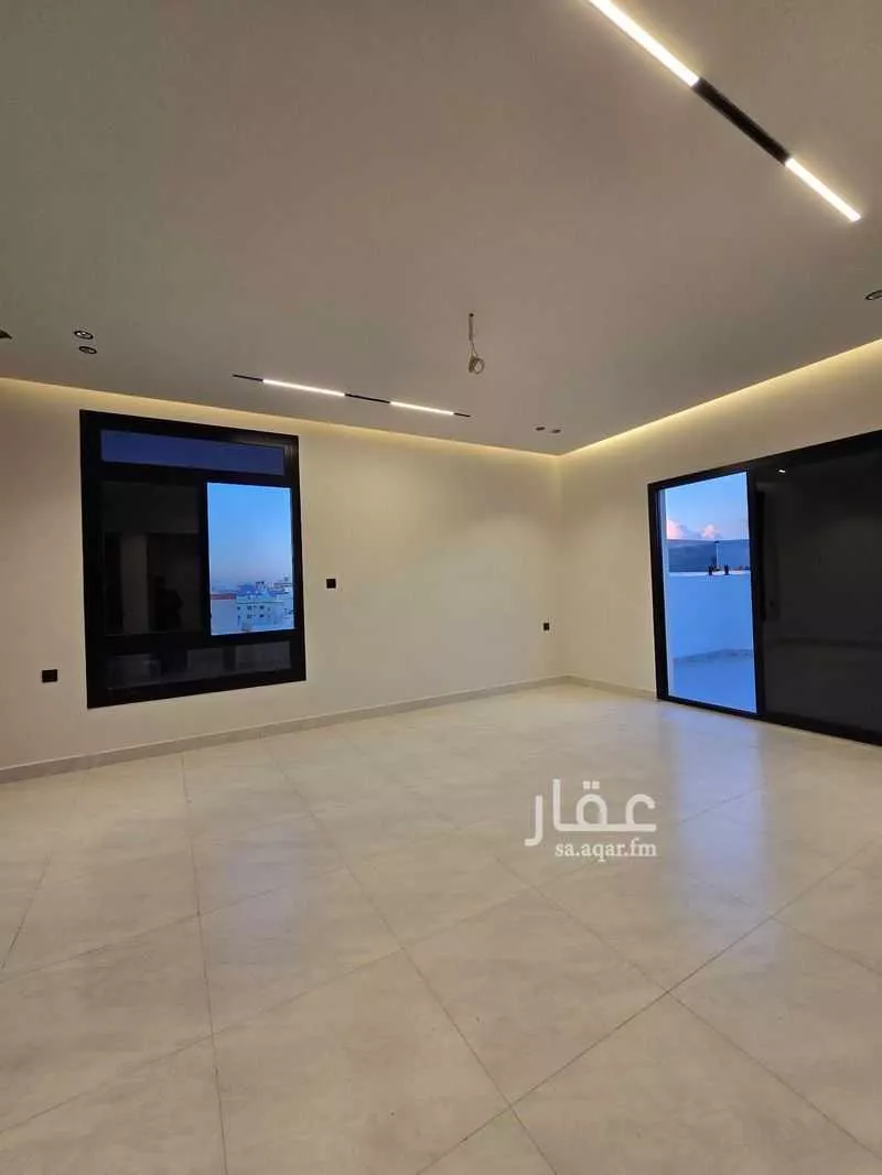 3 bedroom apartment in Al Rawdah 6