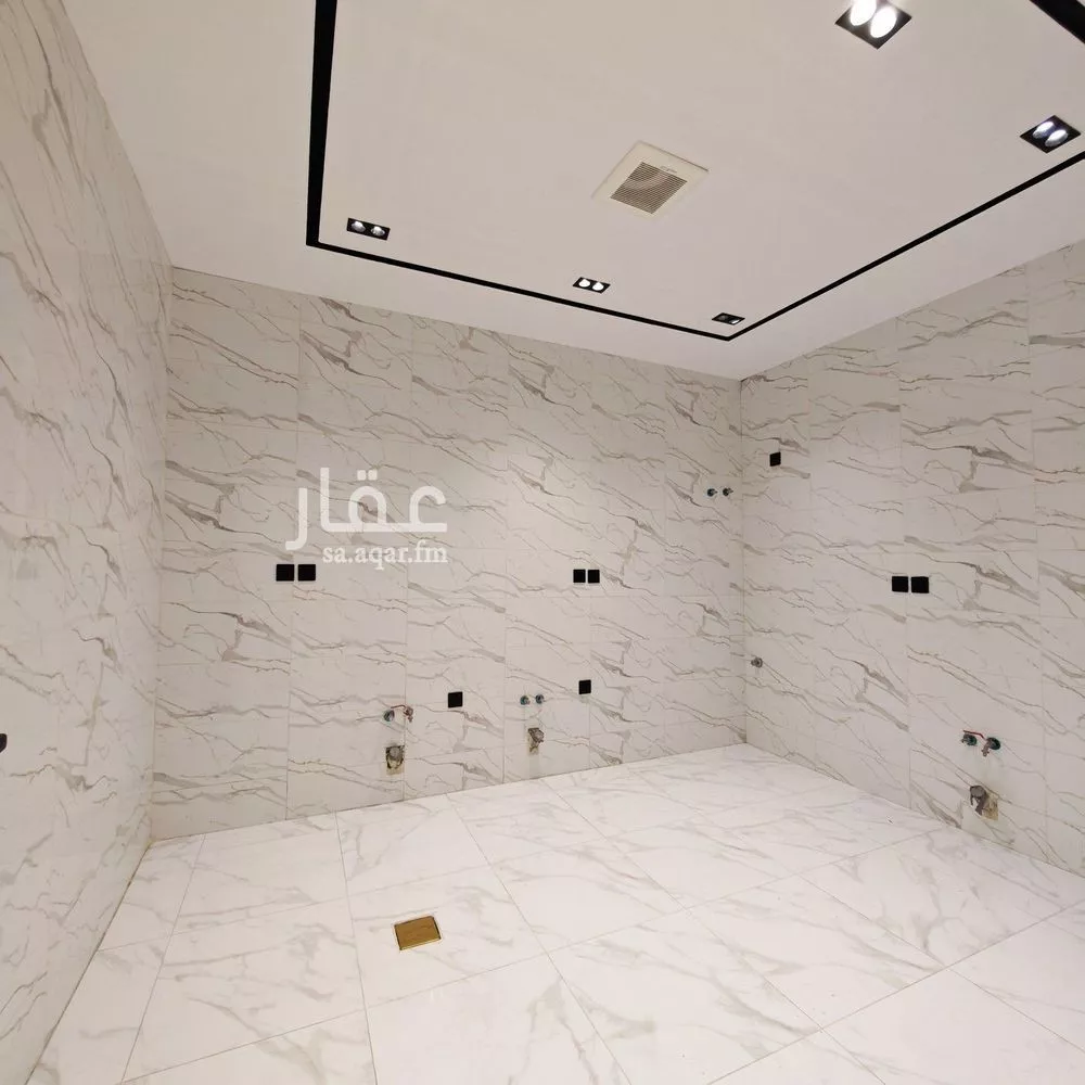 5 bedroom apartment in Al Ajwad, Jeddah 17