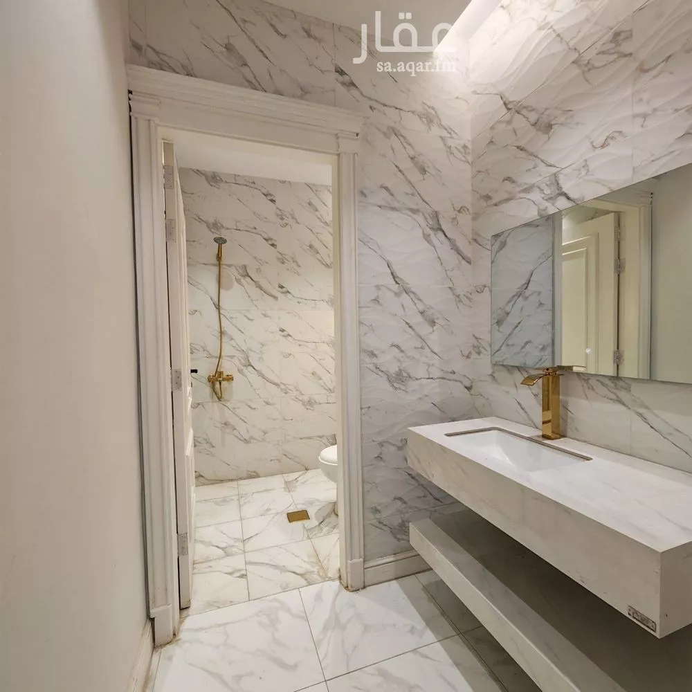 5 bedroom apartment in Al Ajwad, Jeddah 9