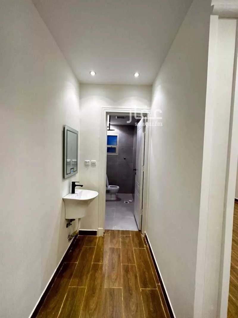 4 bedroom apartment in Okaz, Riyadh 6