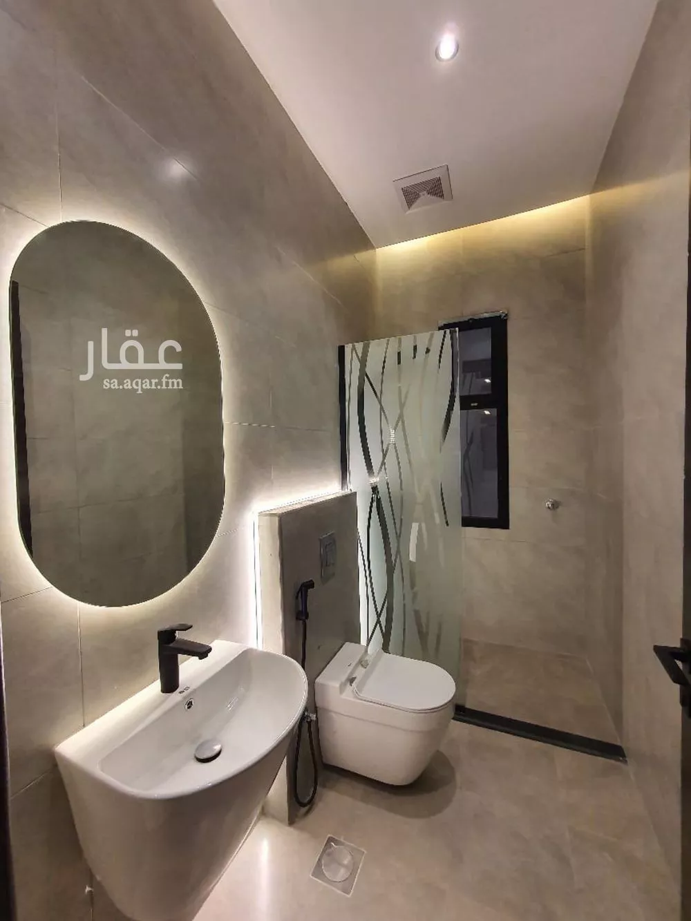 6 bedroom apartment in Al Marwa 5