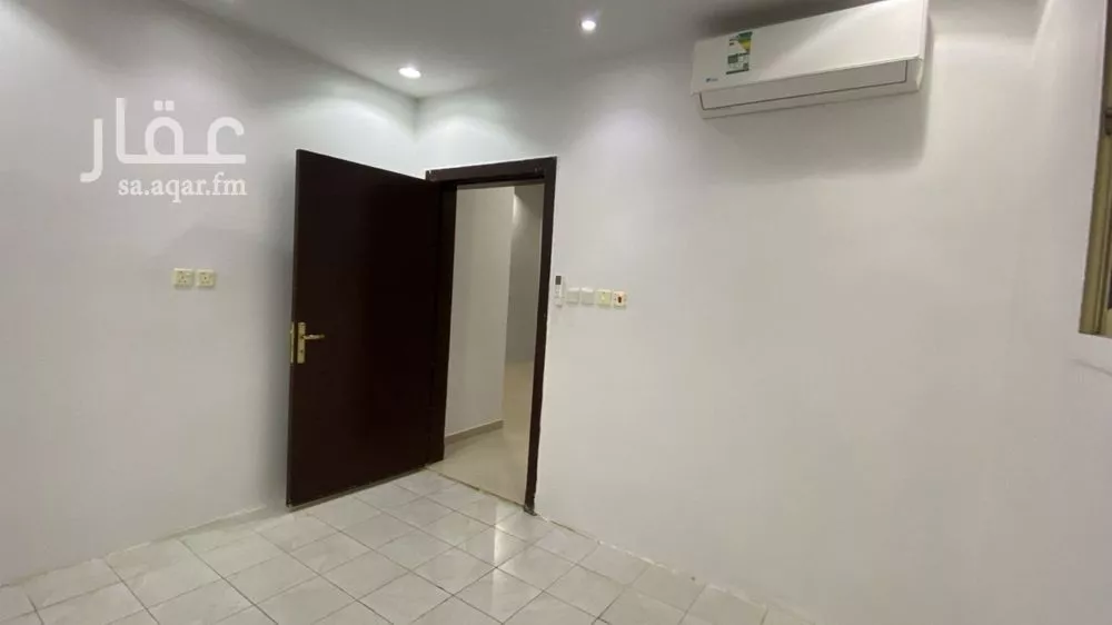 3 bedroom villa in Okaz, Riyadh 6