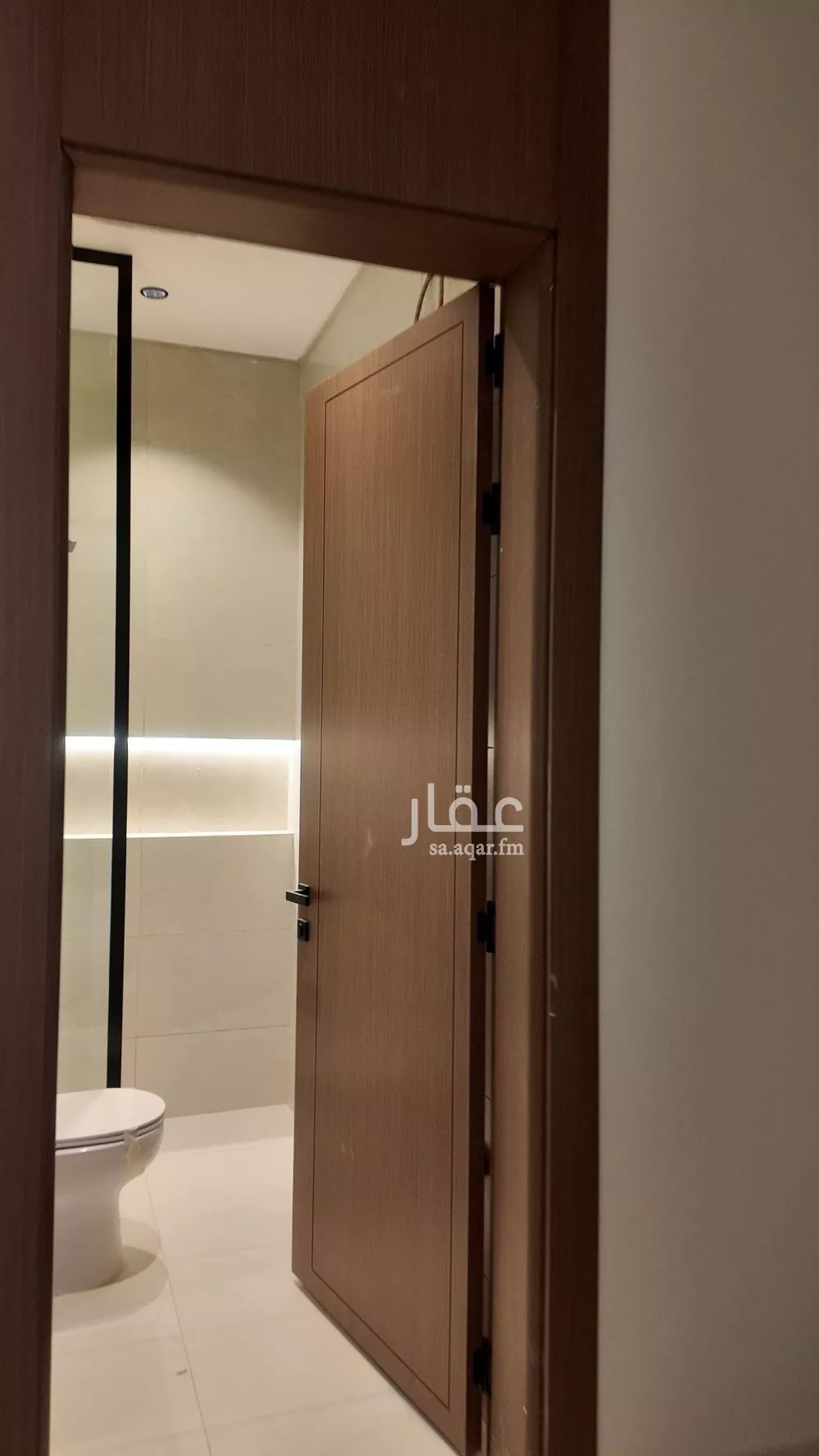 6 bedroom apartment in Al Salamah 12