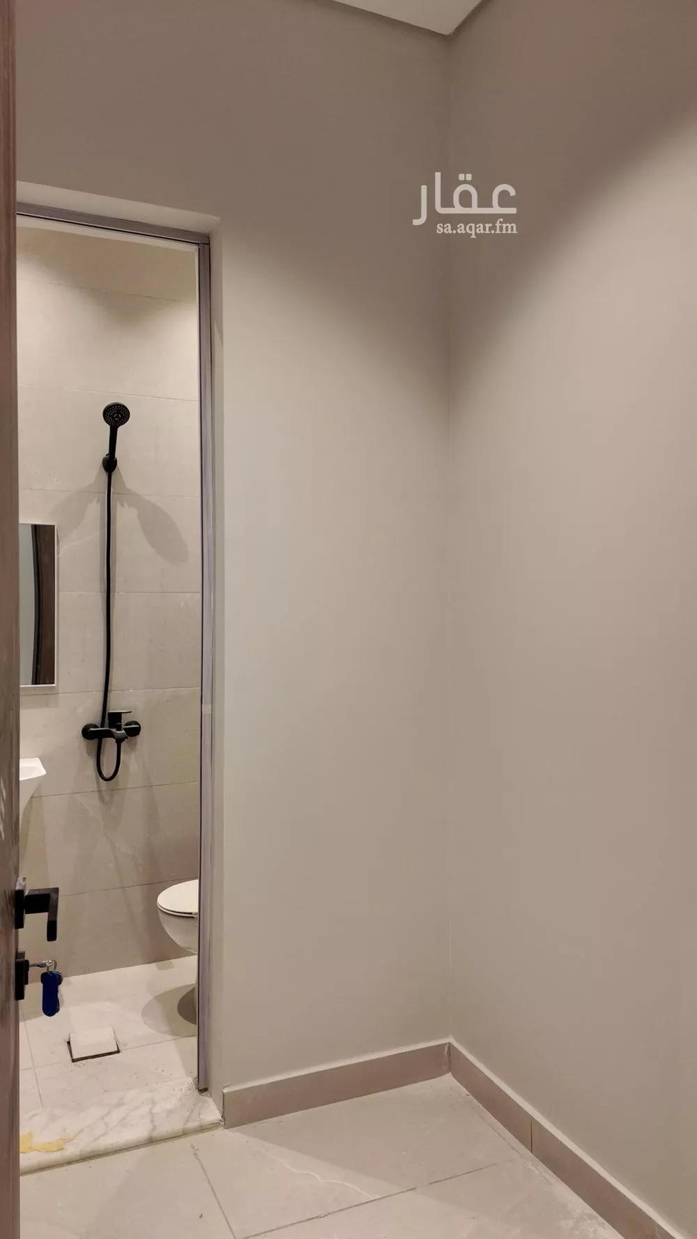6 bedroom apartment in Al Salamah 3