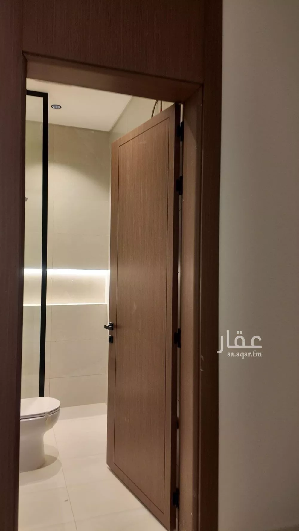 6 bedroom apartment in Al Salamah 25