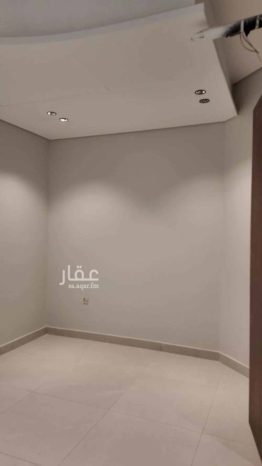 6 bedroom apartment in Al Salamah 32