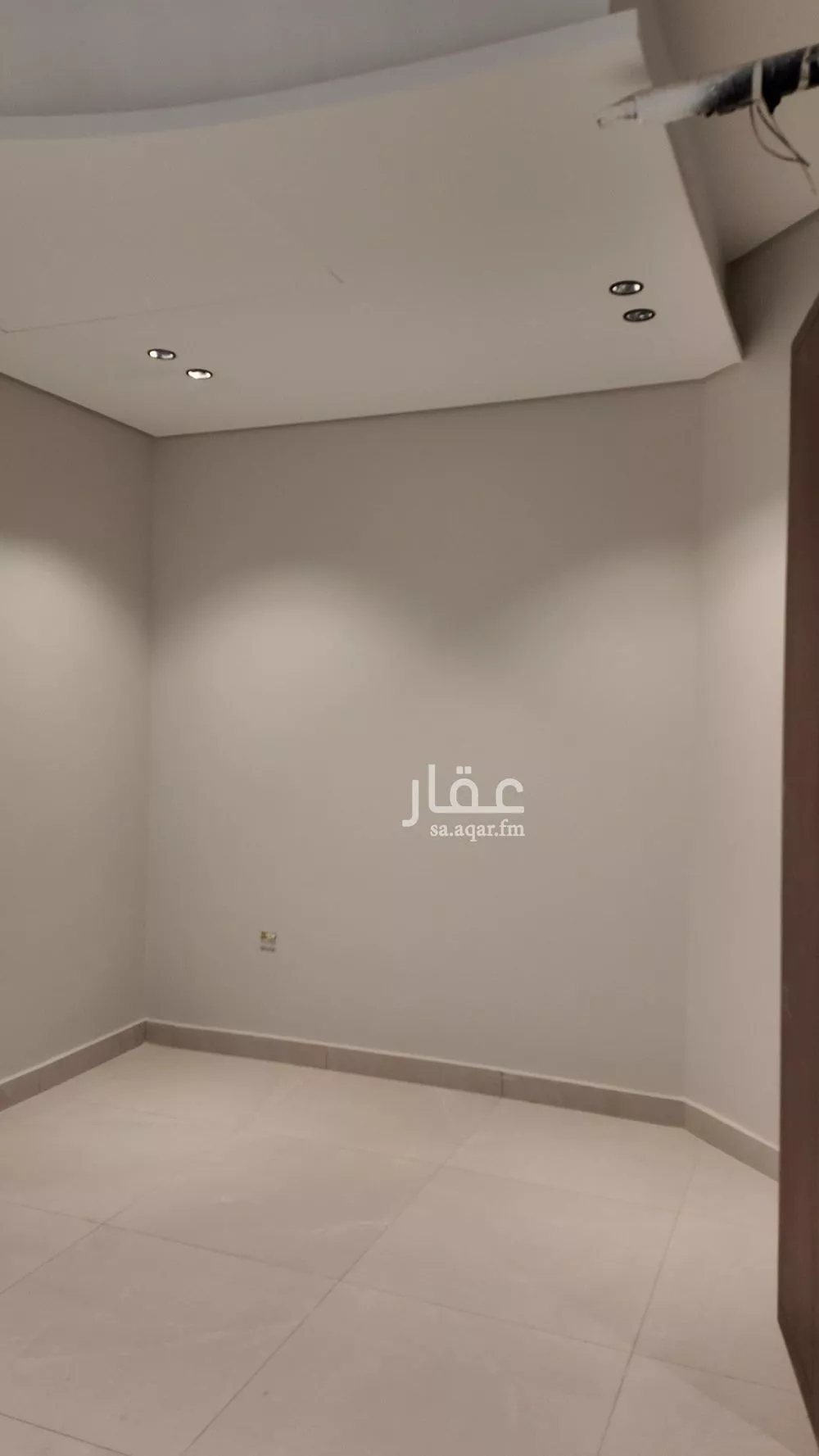 6 bedroom apartment in Al Salamah 7