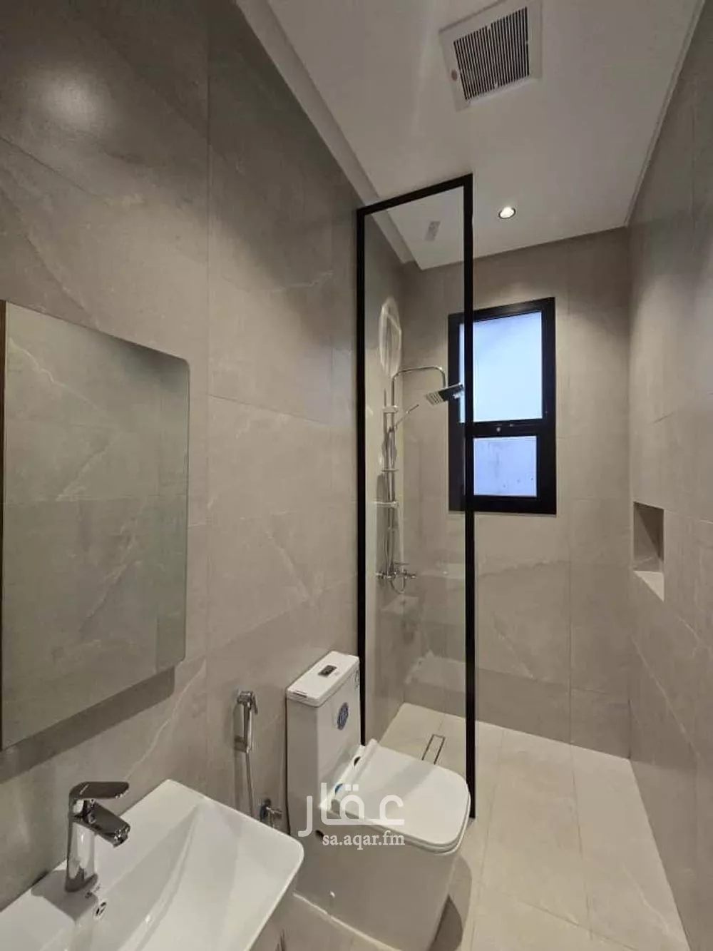 4 bedroom apartment in Al Safa 14