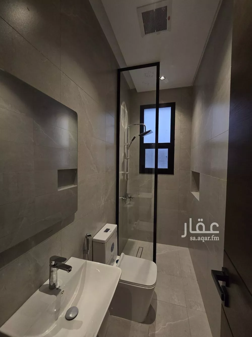 4 bedroom apartment in Al Safa 15
