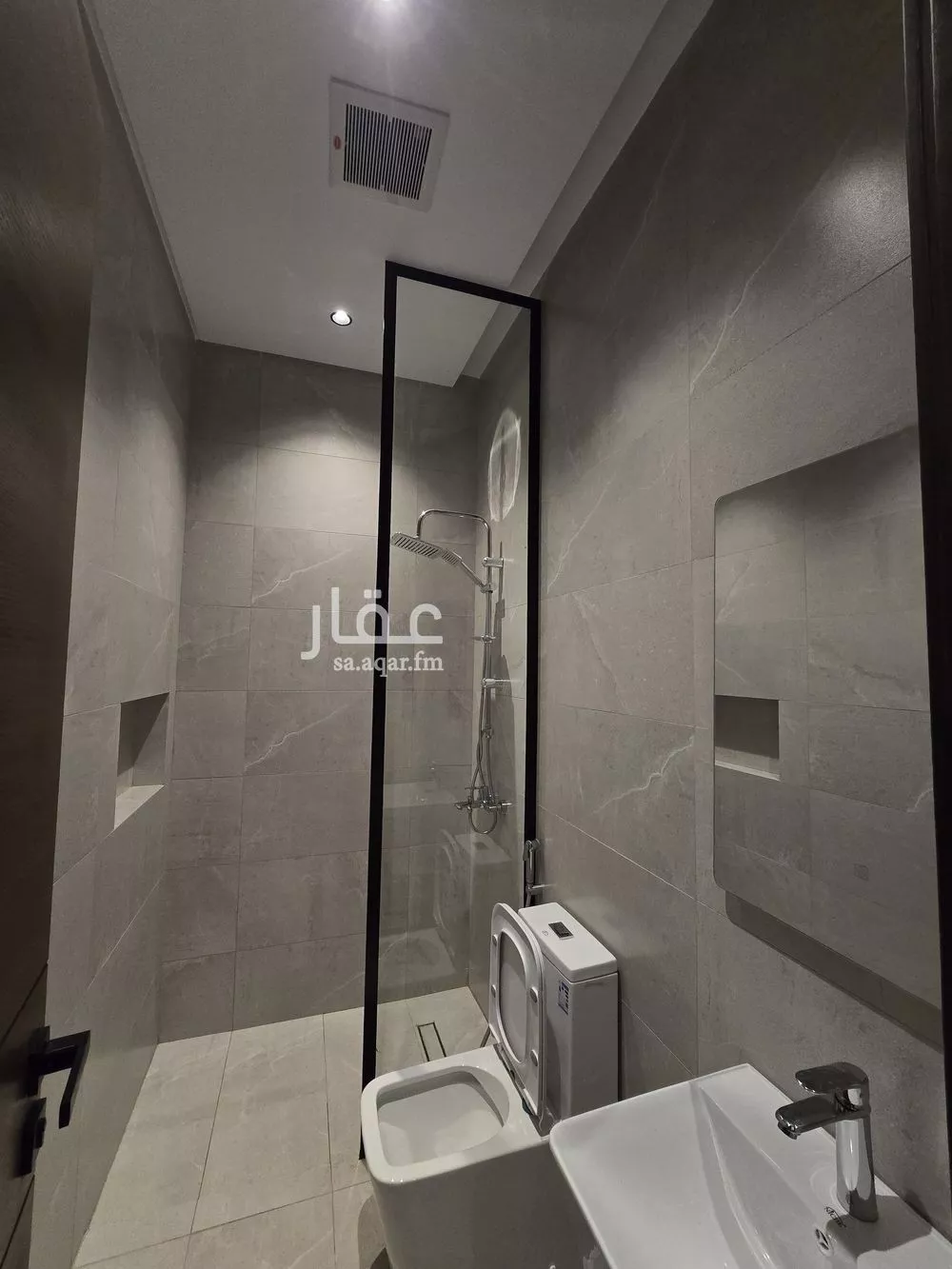 4 bedroom apartment in Al Safa 17