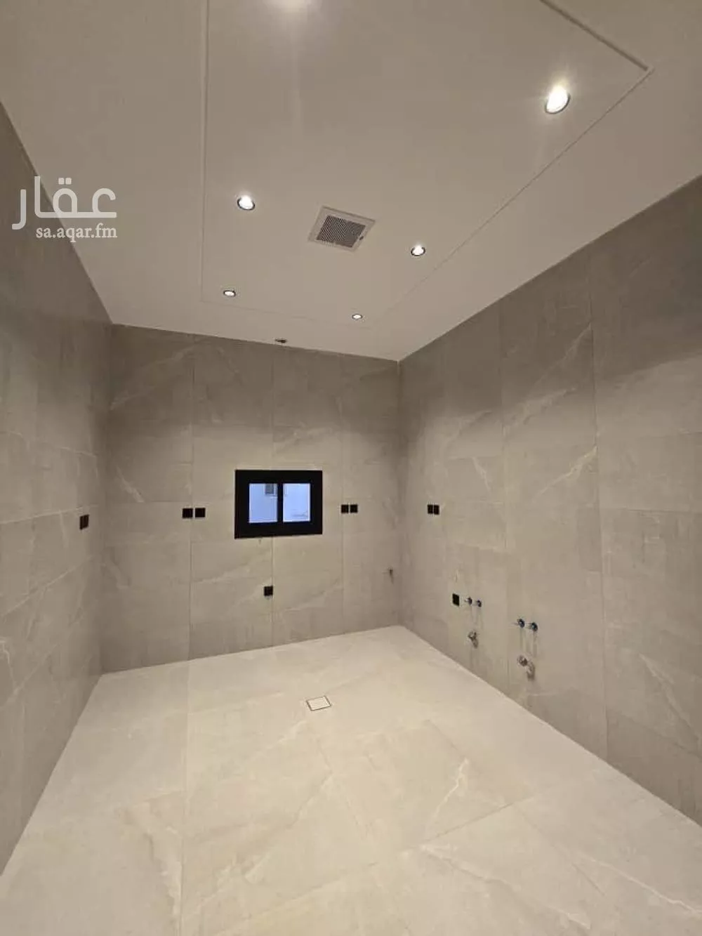 4 bedroom apartment in Al Safa 9