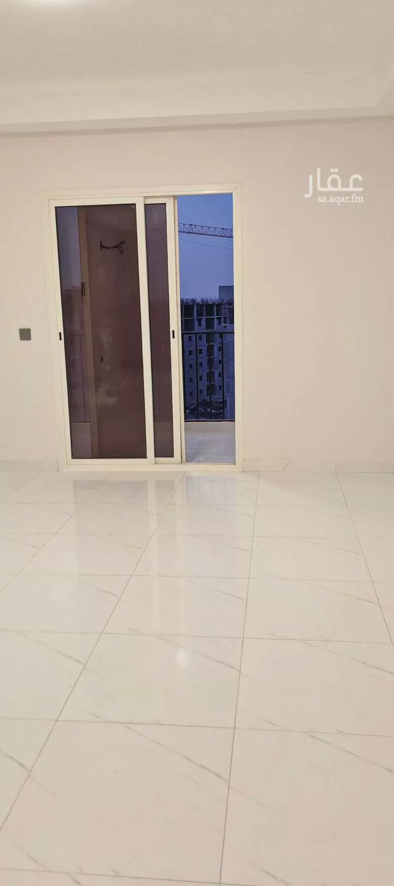 شقة 7 غرف في الشرق 3