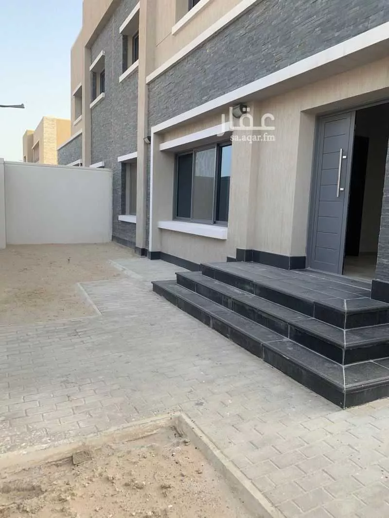 4 bedroom villa in Aramco, Eastern Province 5