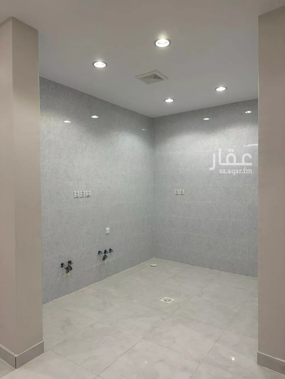 3 bedroom apartment in Al Rabwa 6
