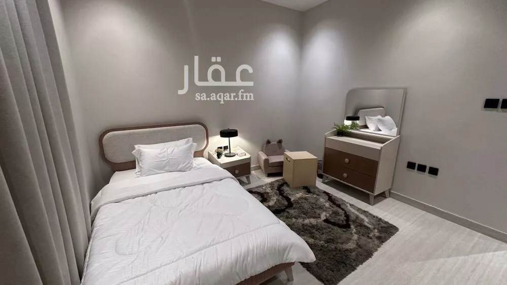 3 bedroom apartment in Granada 4