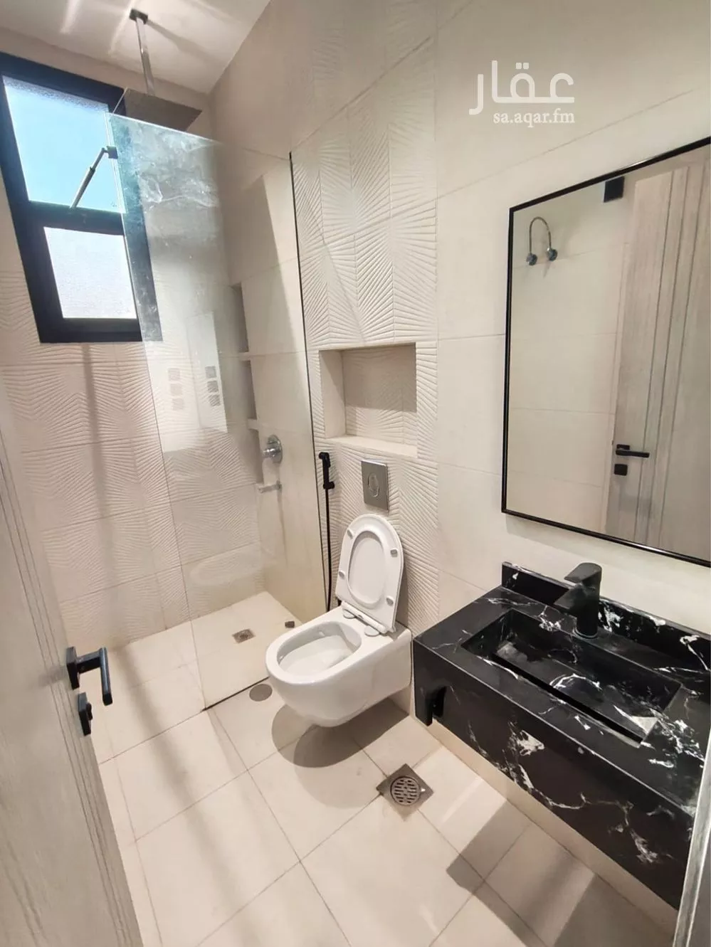 5 bedroom apartment in Al Salamah 10
