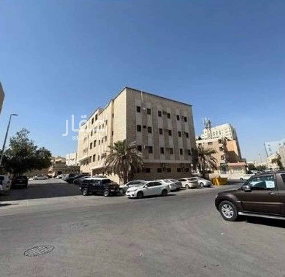 50 bedroom building in Al Wizarat, Riyadh 2