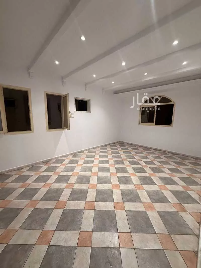 3 bedroom apartment in Abdullah Fuad 2