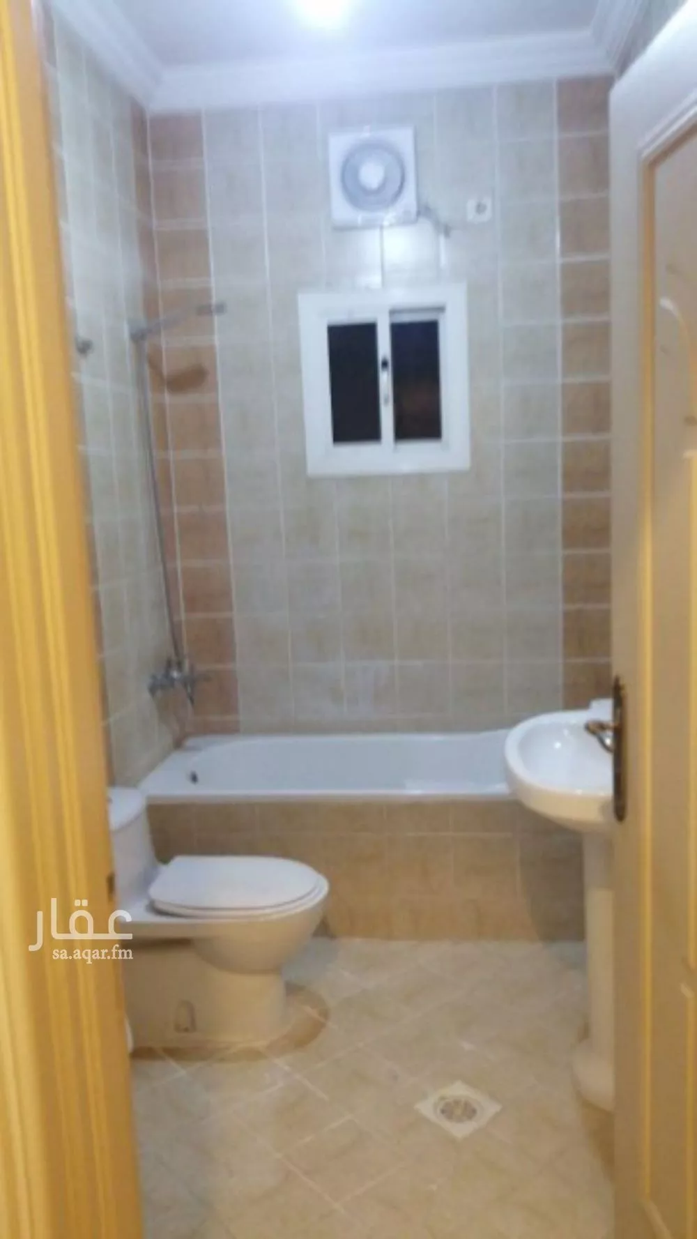 4 bedroom apartment in Al Salamah 5