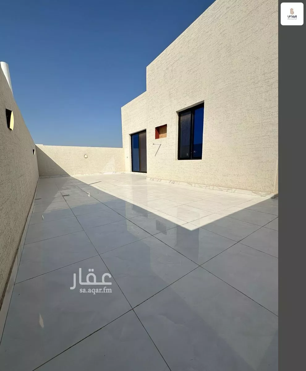 5 bedroom apartment in Al Safa 2