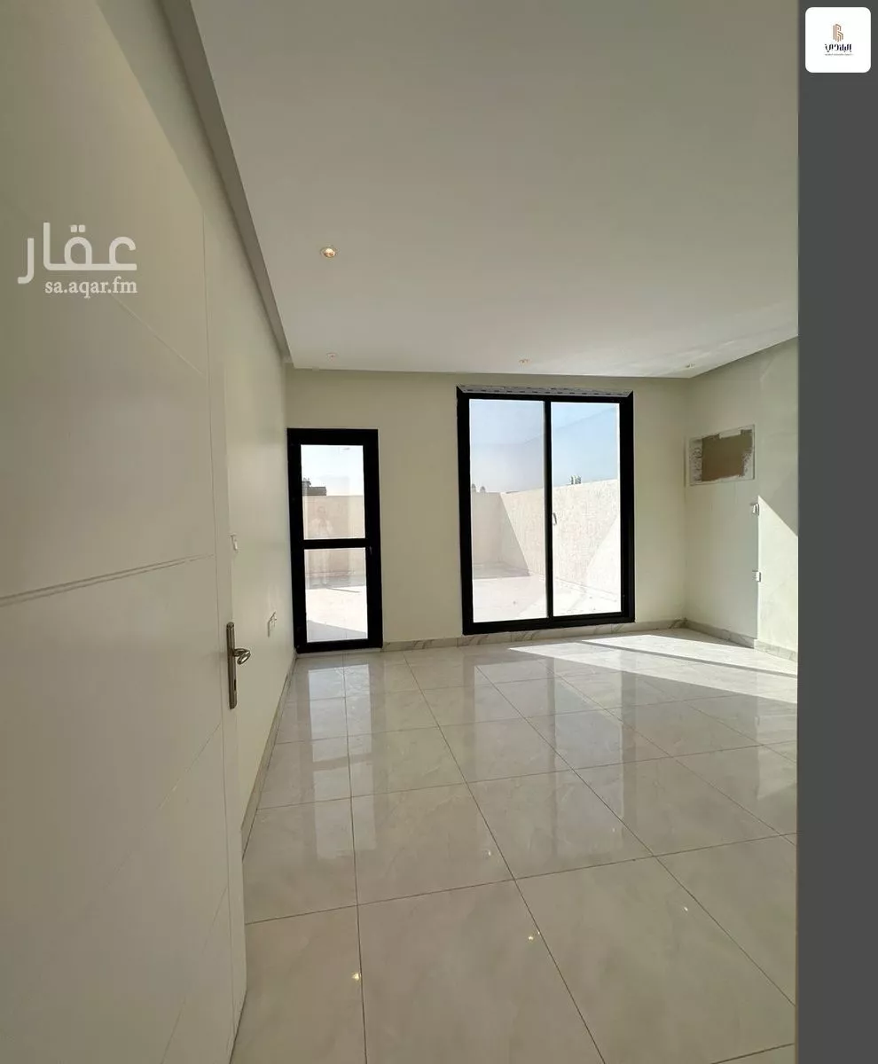 5 bedroom apartment in Al Safa 3