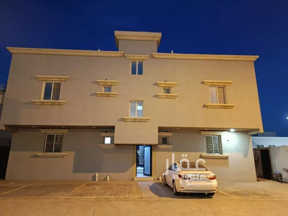 5 bedroom building in Dahiat King Fahd, Eastern Province