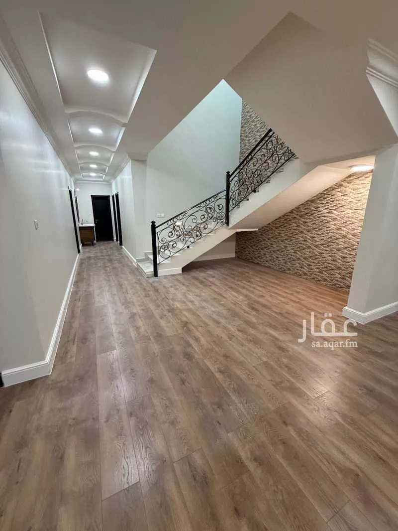 شقة 7 غرف في الندى 5