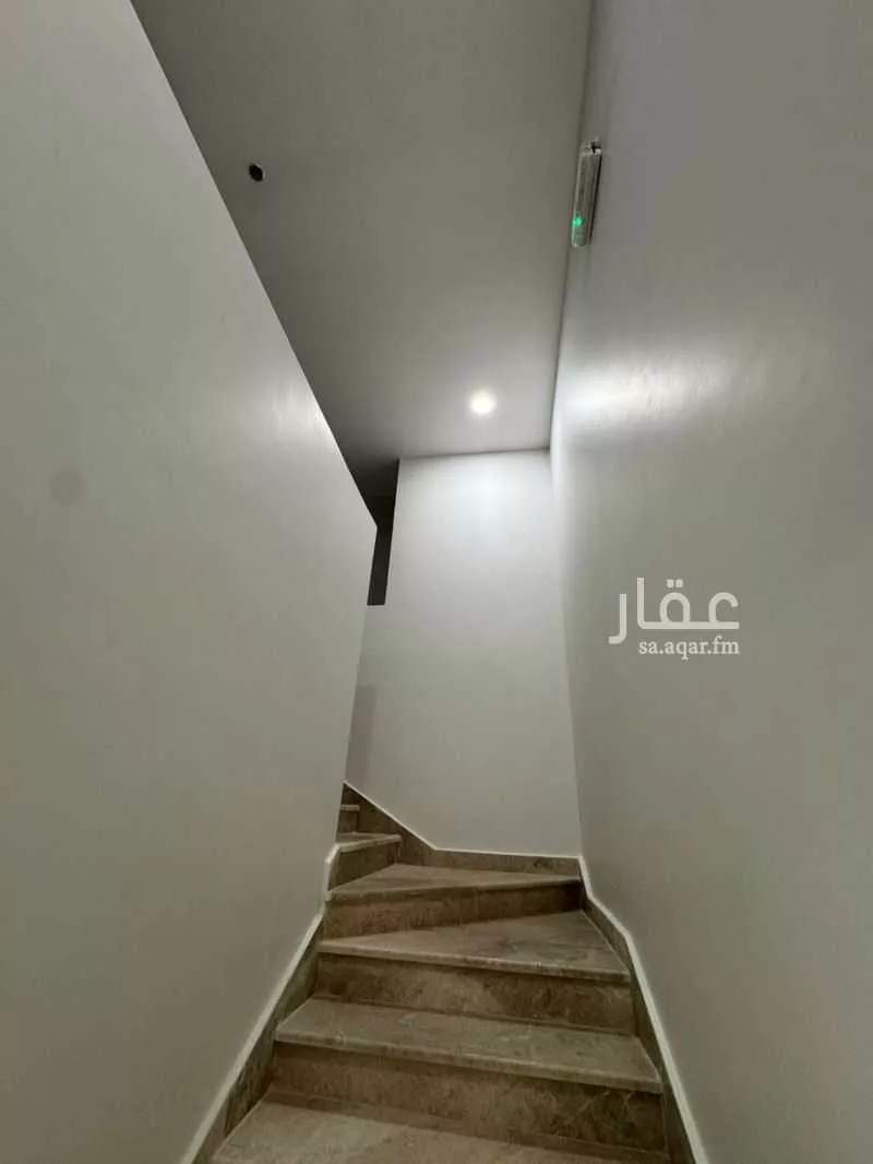 9 bedroom apartment in Al Fursan 2