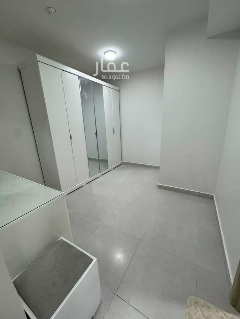 9 bedroom apartment in Al Fursan 21