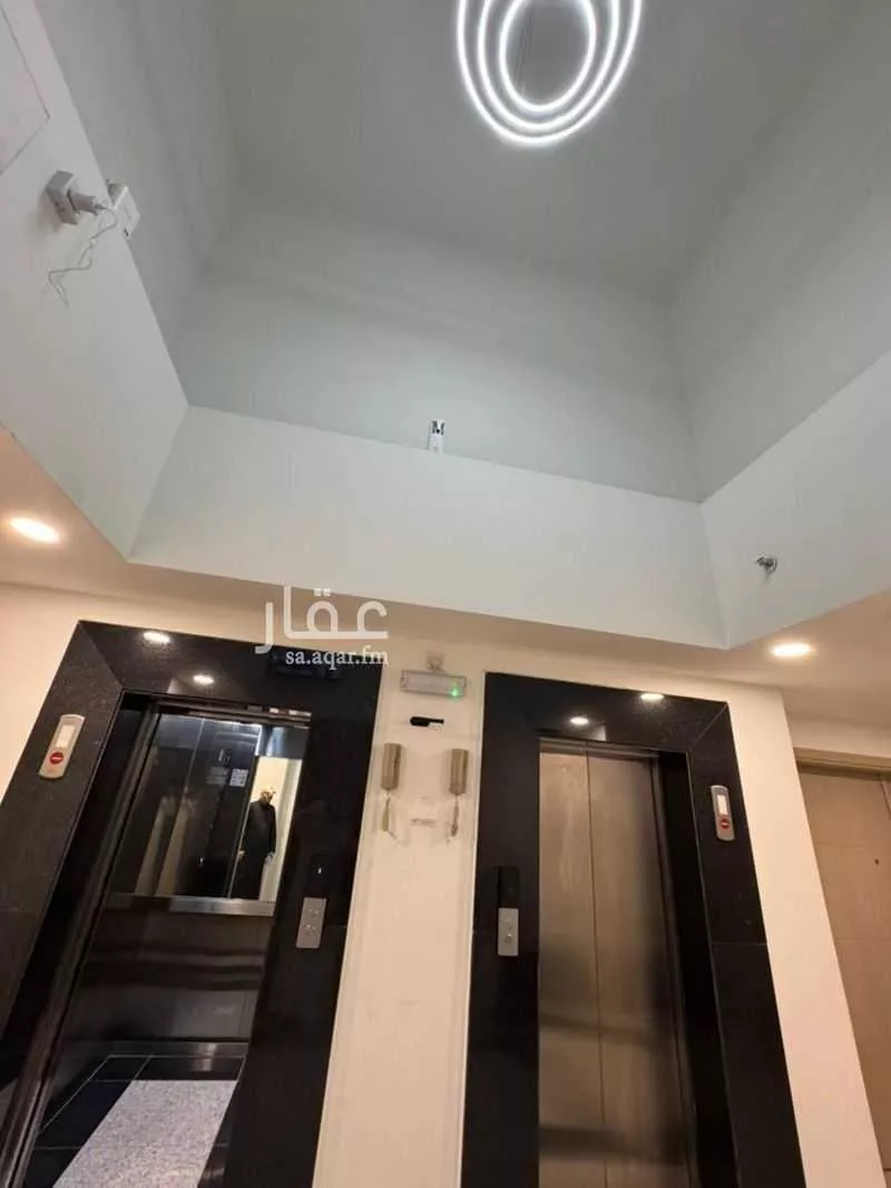 9 bedroom apartment in Al Fursan 5