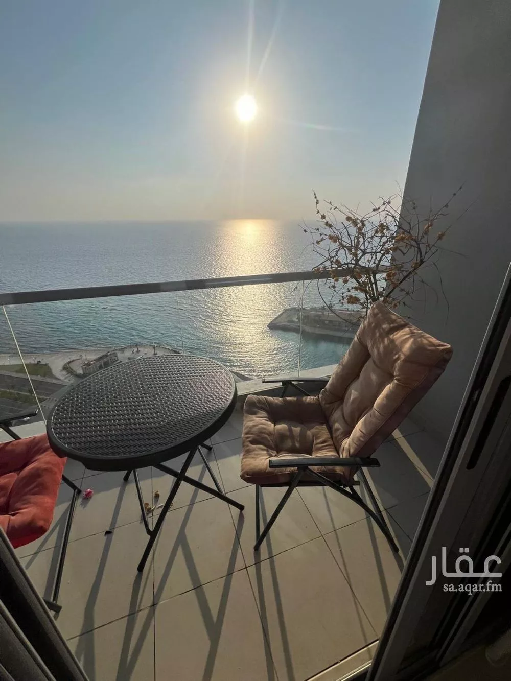 3 bedroom apartment in Al Shati 4