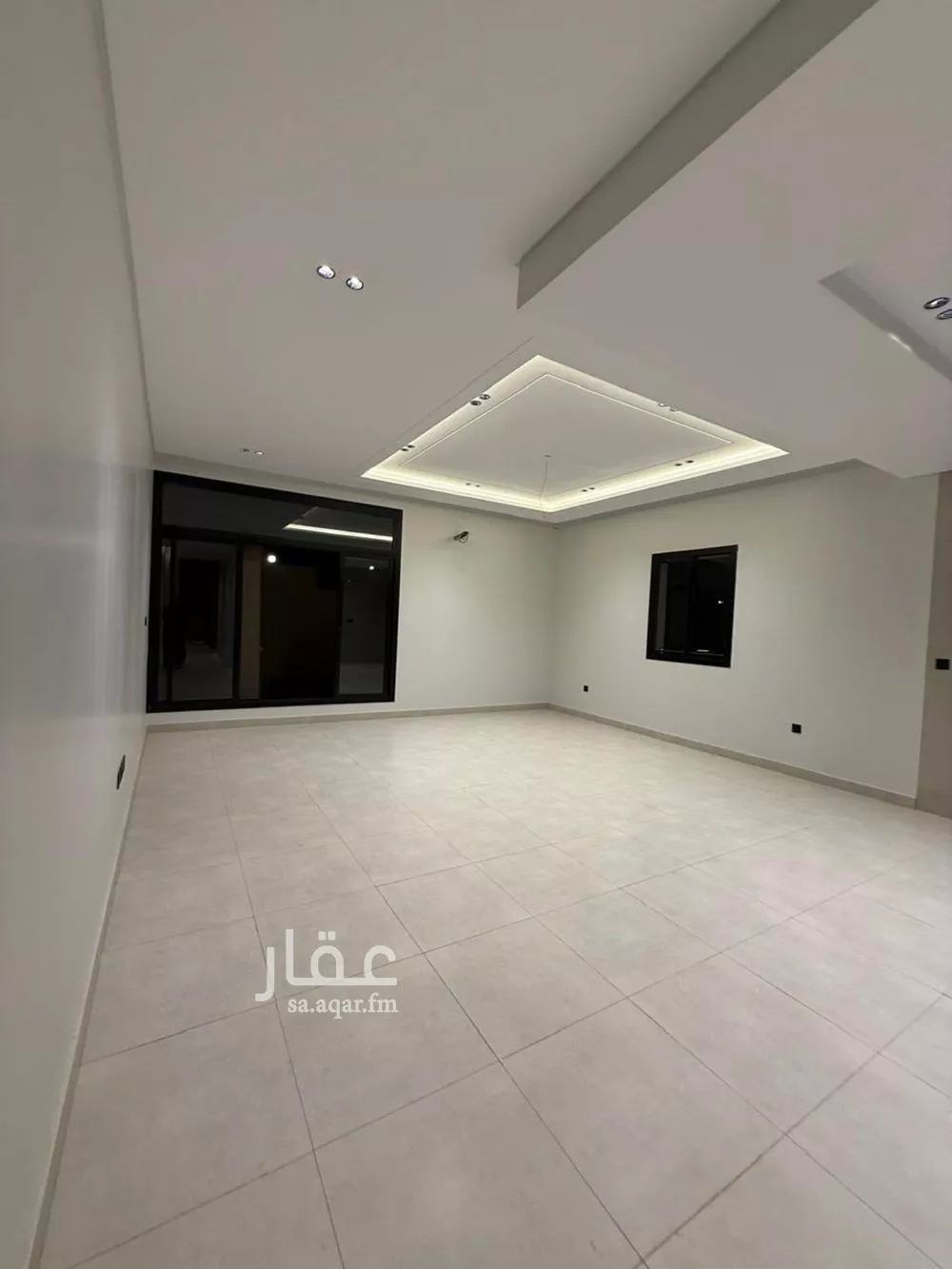 شقة 5 غرف في الريان 19