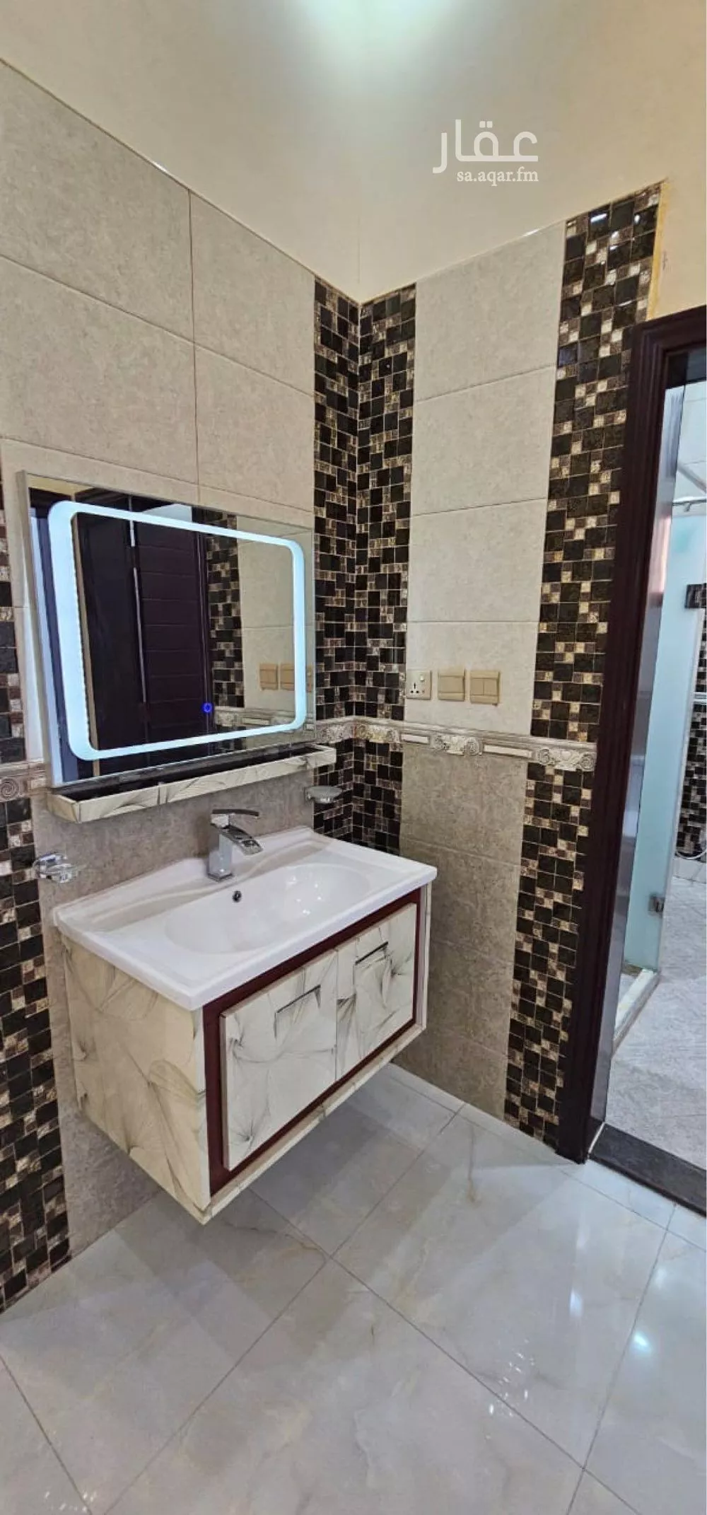 4 bedroom apartment in Al Rabwa 5