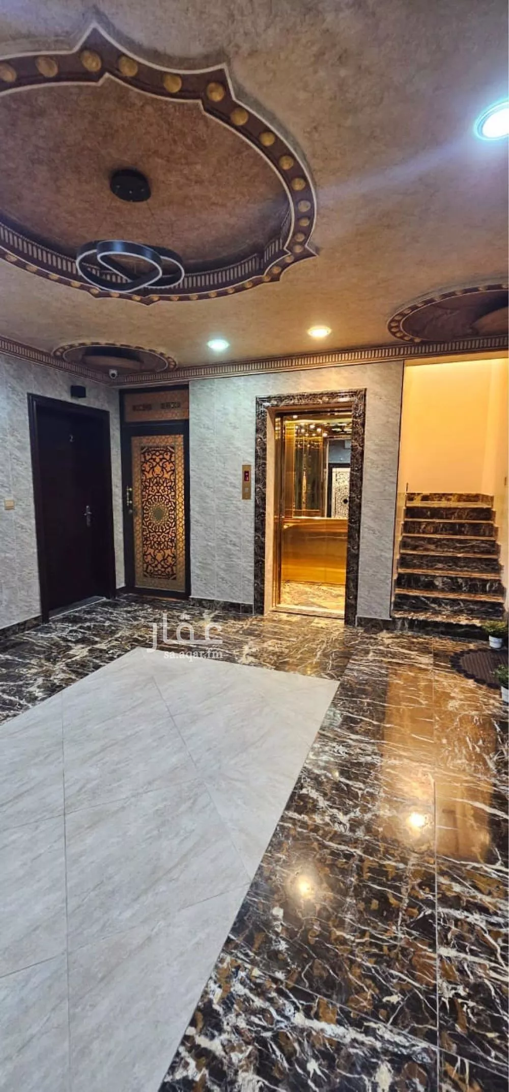 4 bedroom apartment in Al Rabwa 8