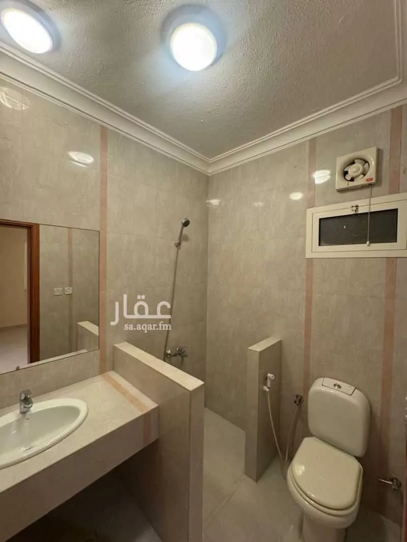 3 bedroom apartment in Al Muntazah 5