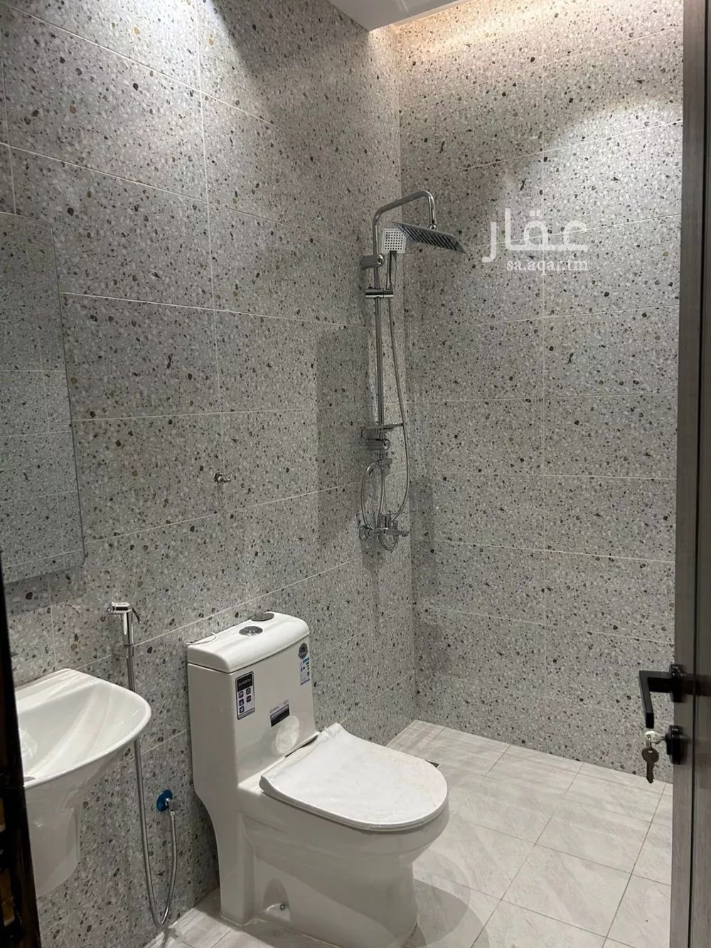 5 bedroom apartment in Ar Rayan 6