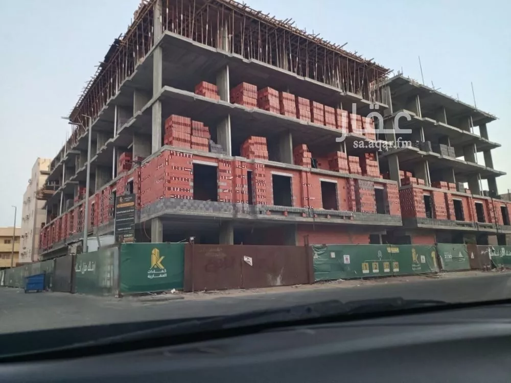 3 bedroom apartment in Al Thaghr 5