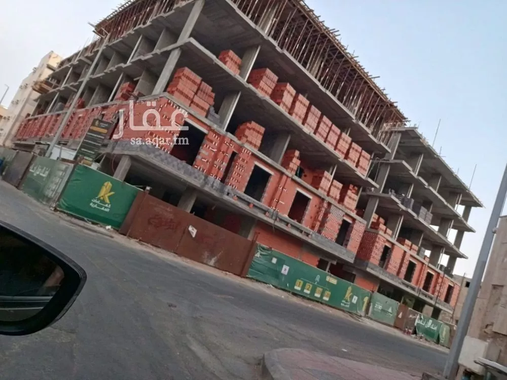 3 bedroom apartment in Al Thaghr 6