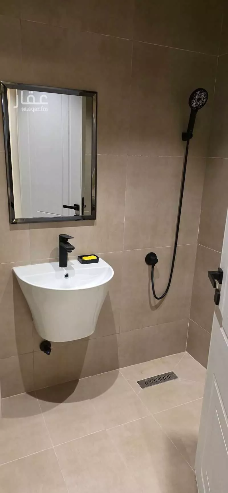 3 bedroom apartment in Al Aridh 5