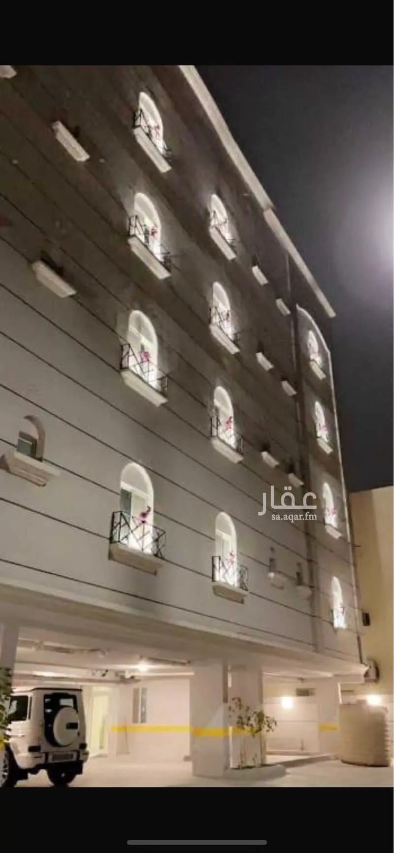2 bedroom apartment in Al Rawdah 4