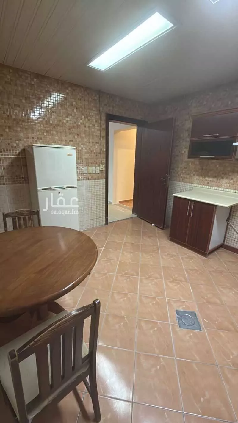 4 bedroom apartment in Al Mazrouiyah, Eastern Province 13