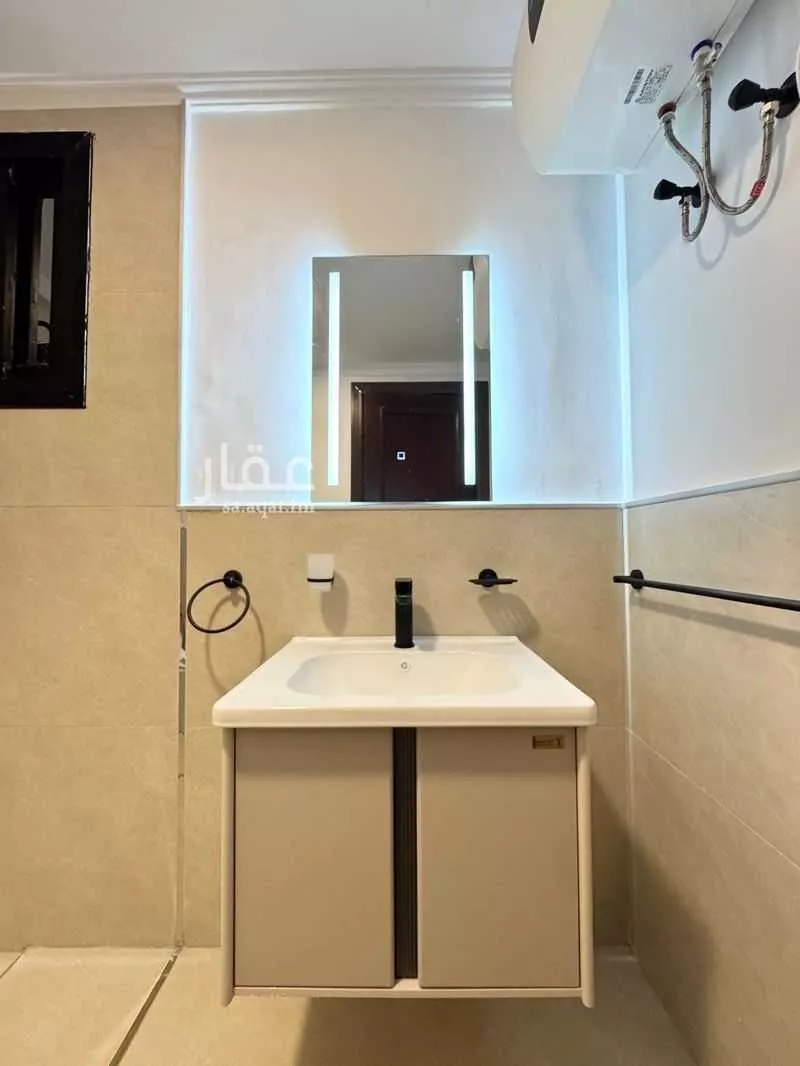 3 bedroom villa in Al Khalidiyyah, Jeddah 11