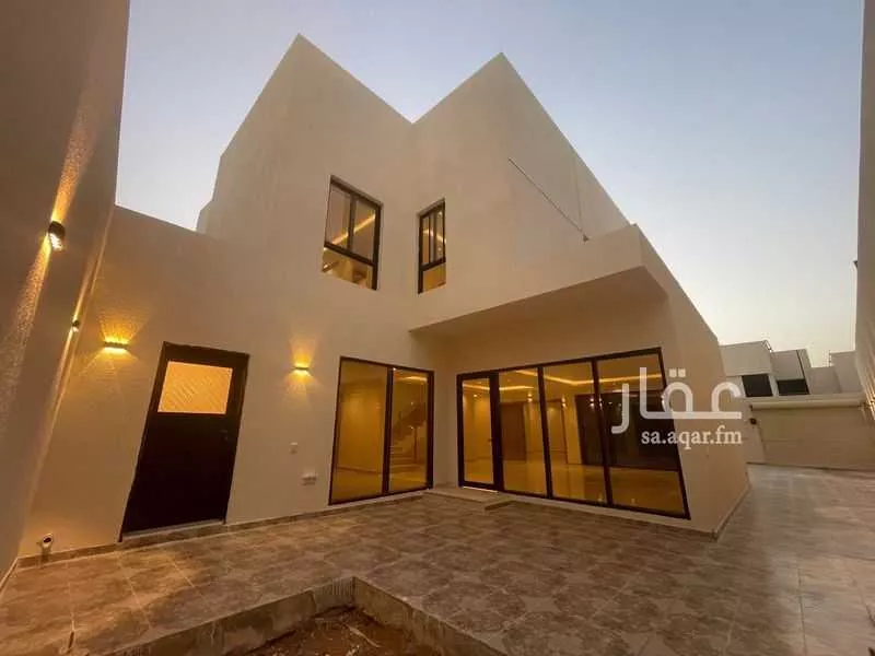 4 bedroom villa in Al Janadriyah, Riyadh 5